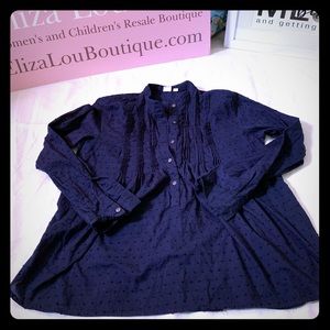 Gap navy top